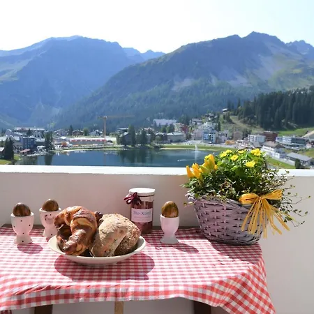 Bisang L アパート アローザ